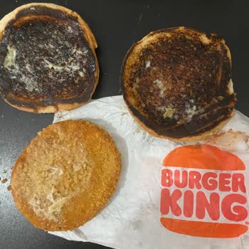 Yanmış Ekmek Burger King Yakışmadı