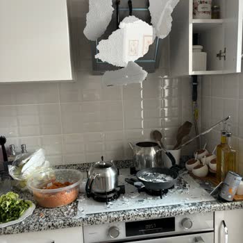 Beko Aspiratörün Camı Patladı