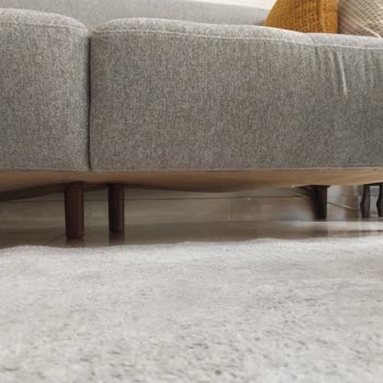 Kelebek Mobilya Kusurlu Koltuk Takımı Ve Yetersiz Teknik Destek