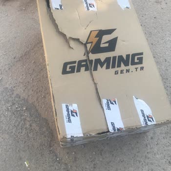 Yurtiçi Kargo Akademi Yurtiçi Şubesi Kargomu Patlatmış