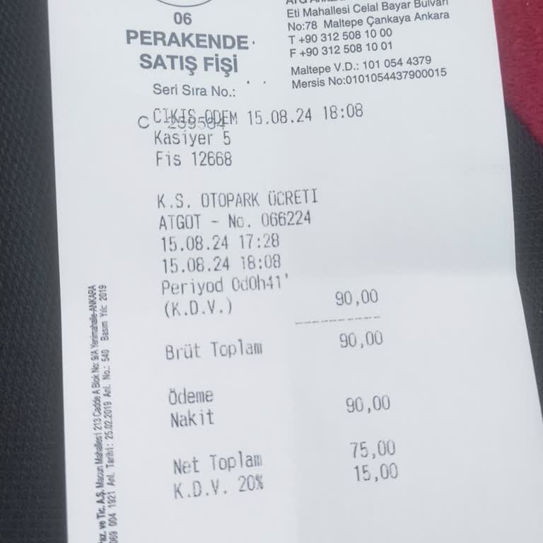 YHT (Yüksek Hızlı Tren) Ankara Gar Otoparkında Yanıltıcı Ücretsiz Yazısı!