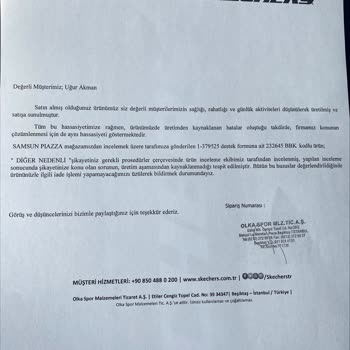 Tabanı Parçalanan, Eriyen Ve Su Alan Skechers Spor Ayakkabısı.