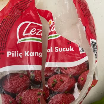 Lezita Piliç Kangal Sucukta Yabancı Madde Sorunu