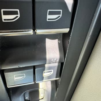 Peugeot 508 Sunroof Ve İç Donanım Sorunları