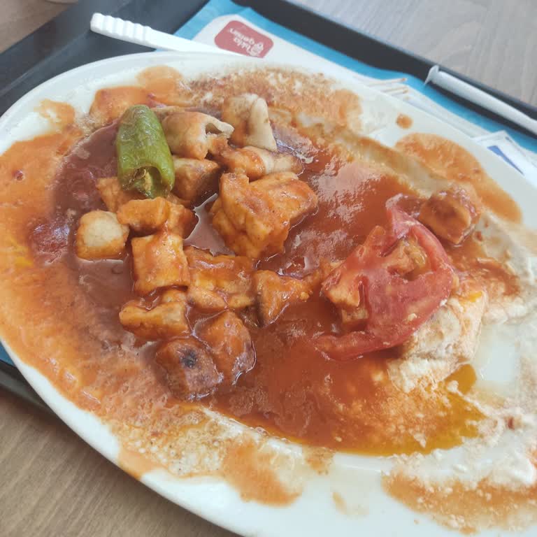 Usta Dönercide Ustaca İskender Yersen
