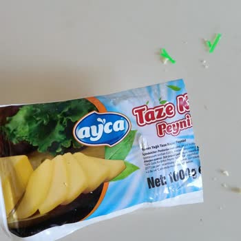 Ayça Süt Ürünleri Marketten Alınan Peynirde Plastik Parça Bulundu