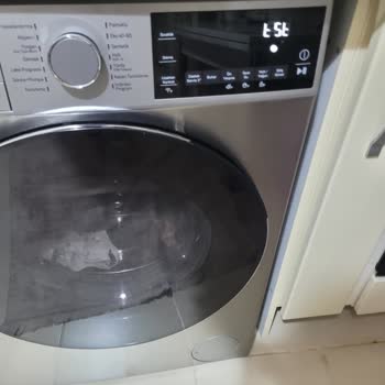 Arızalı Çamaşır Makinesi ve Sürekli Tekrarlanan Sorunlar