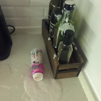Altınkılıç Kefir Şişesi Patladı