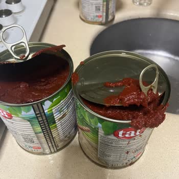 Tat Gıda Tat Marka Salça Bozuk Çıktı