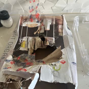 Aras Kargo Kargonun Parçalanıp Kırılması
