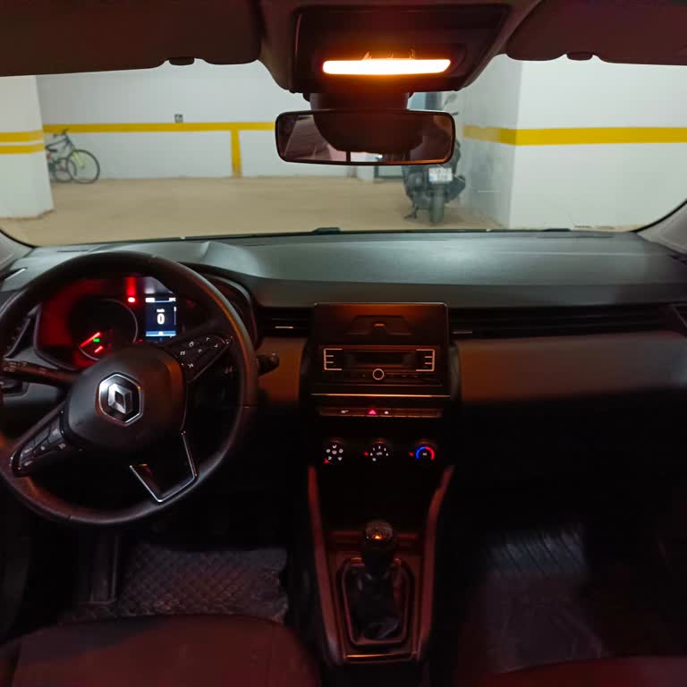 Renault Clio Akü Sorunu