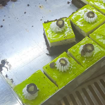 Onur Market Küflü Bozulmuş Ürün Sattılar...