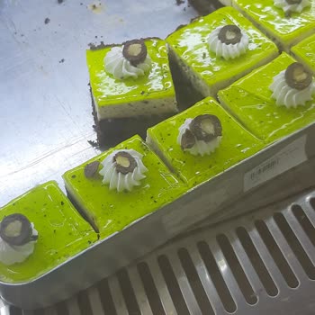 Onur Market Küflü Bozulmuş Ürün Sattılar...