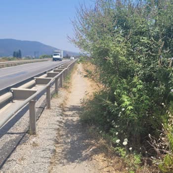 Menderes Belediyesi Tahtalı Köprüsü Yaya Geçidi Sorunları