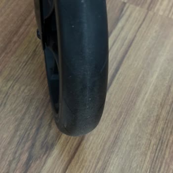 Decathlon Online Sıfır Diye Teşhir Mal Satıyor.