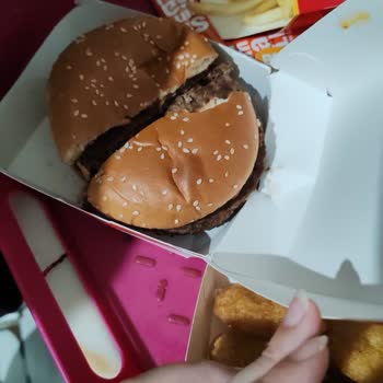 Yemek Sepeti'nden Verilen Sipariş Çok Geç, Farklı Menü Ve Bayat Geldi