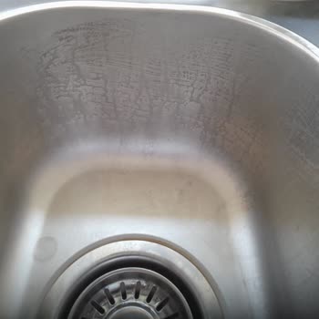 Porçöz Mutfak Lavaboda Leke İzi Yaptı