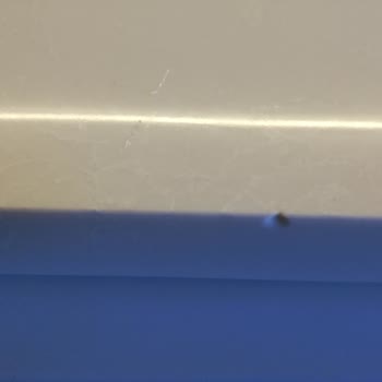Belenco Mutfak Tezgahı 6 Ayda Çatlaklar Kırıklar Oluştu.