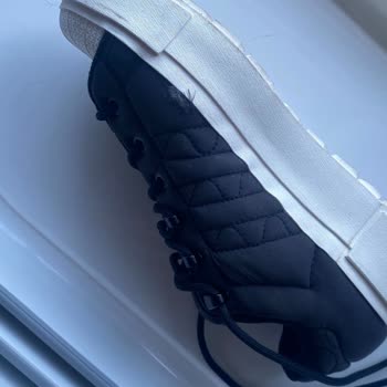 Adidas Kesinlikle Müşteri Memnuniyetsizliği