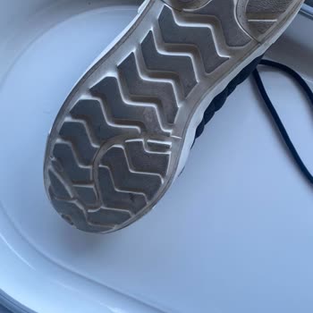 Adidas Kesinlikle Müşteri Memnuniyetsizliği