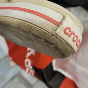 Crocs Terlik & Ayakkabı Kasabadan Alınan Crocsun Kısa Sürede Patlaması