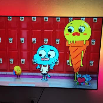 Philips TV 55OLED759 TV Aldım Pişmanlık Yaşadım.