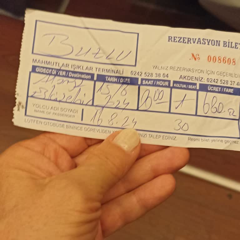 Buzlu Turizm Otobüs Seferinde Yaşanan Sorunlar Ve İletişim Eksikliği