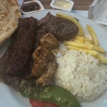 Bursa Kebap Evi Asla Yemeyin Hayatımın En Kötü Yemeğiydi
