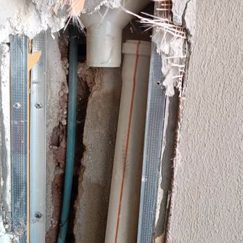 Gültekin İnşaat Gültekinler Sitesi'nde Gider Borusu Sorunu Ve İlgisizlik