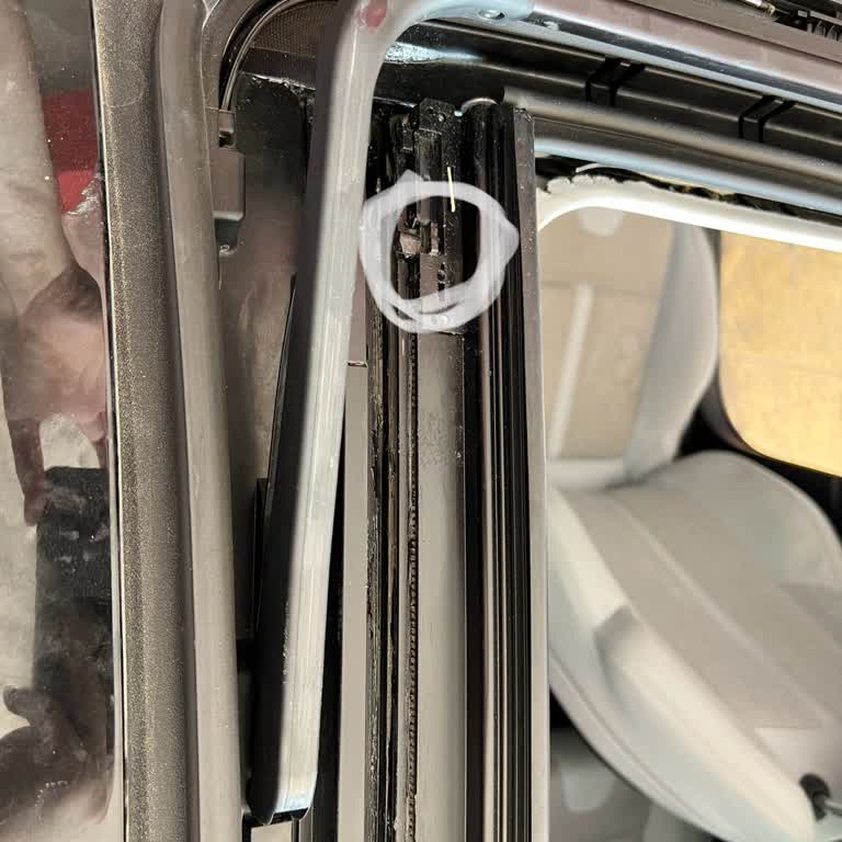 Peugeot 508 Sunroof Açılmama Sorunu