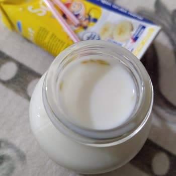 BİM Dost Muzlu Sütten Kurt Çıktı