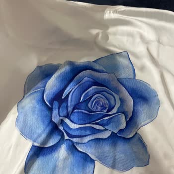 LC Waikiki Mavi Çiçekli Defolu Bluz