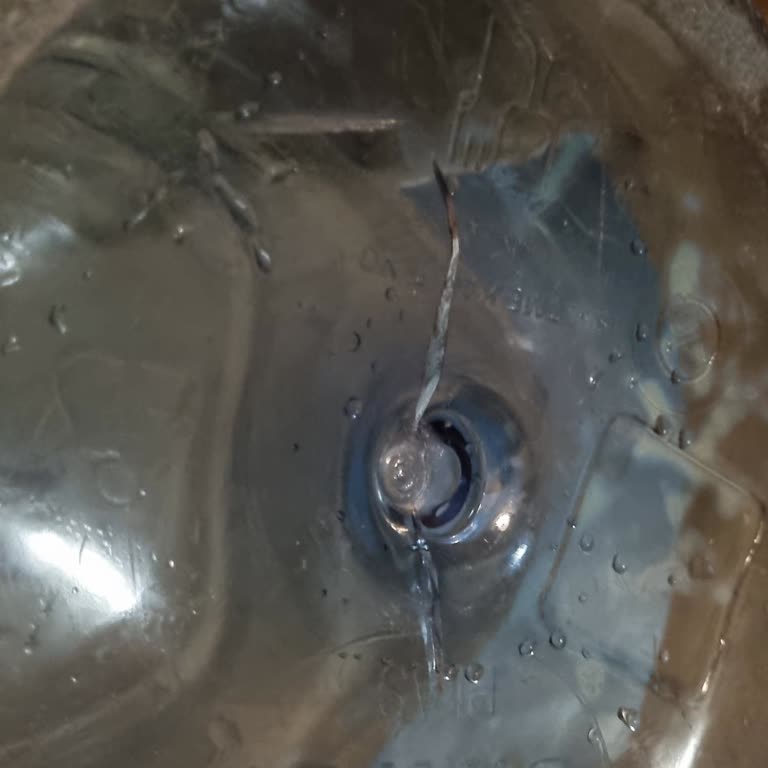 Yemeksepeti Damla Su Damacanası Çatlak Geliyor