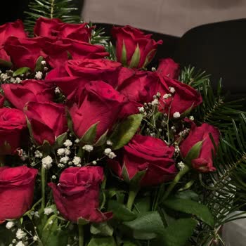 Çiçek Sepeti Görselle Alakası Olmayan Teslimat