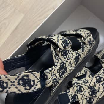 Guess Sandalet Kalitesizliği Sandaletin Kopması Demirinin Kırılması