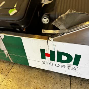 Sabiha Gökçen Havalimanı Havalimanı Bagaj Kemerinde Yaşanan Sorunlar