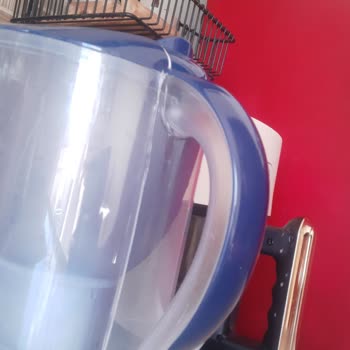 Brita Sürahim Taşınma Sırasında Çatladı.