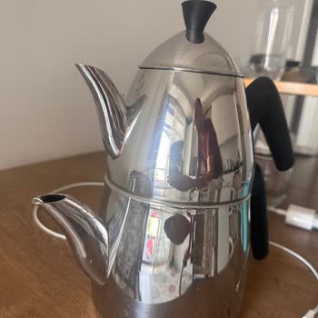 Jumbo Çaydanlığın Delik Çıkması