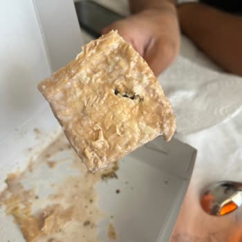 Düzgün Market Tatlıda Hijyen Sorunu Yaşadık