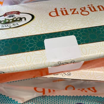 Düzgün Market Tatlıda Hijyen Sorunu Yaşadık