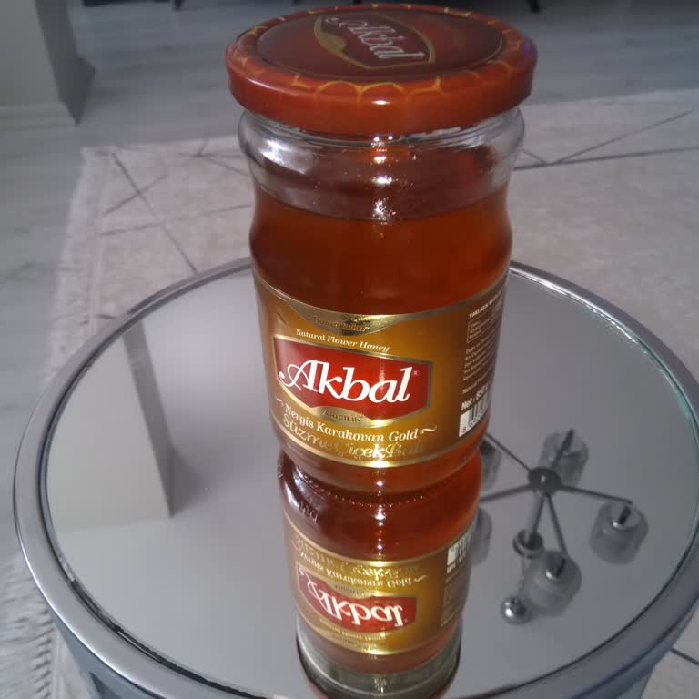 Akbal Arıcılık Bal Su Gibi