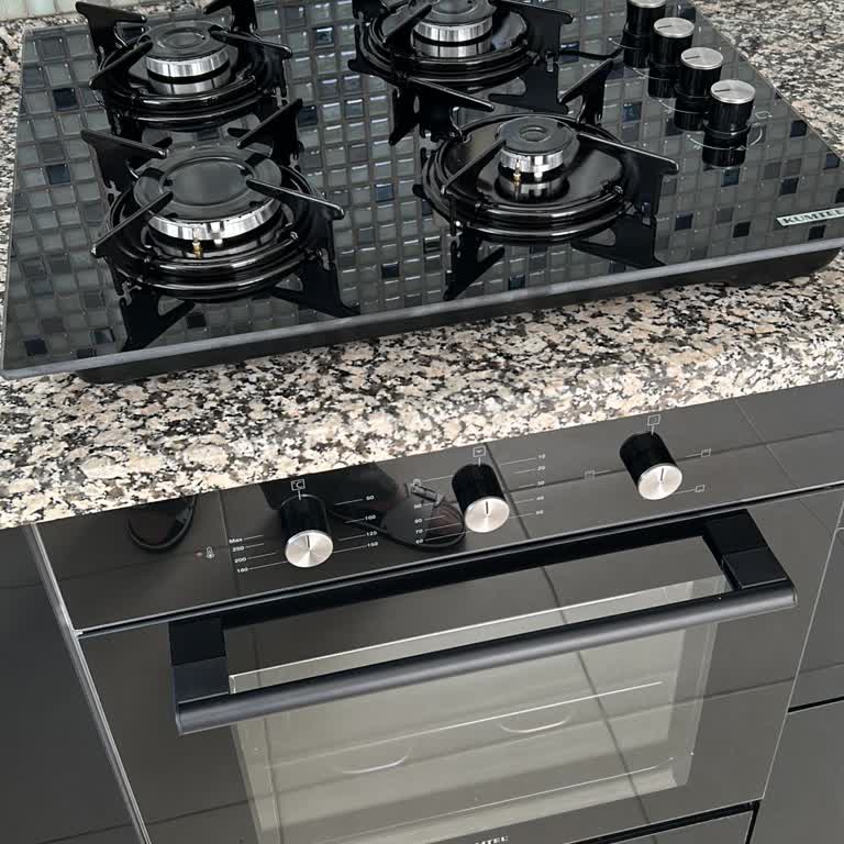 Kumtel Set Üstü Ocak Da Boya Atması