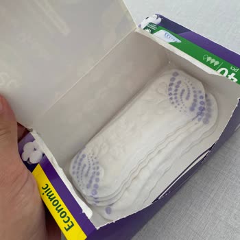 Molped Günlük Pedde Sert Bir Yapışkan Cismin Çıkması