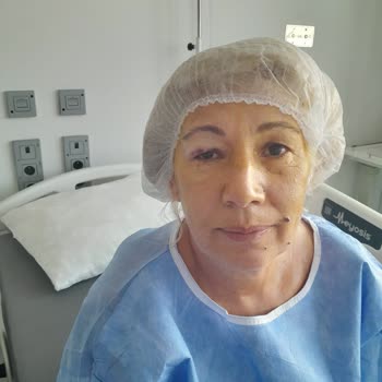 İzmir Bayraklı Şehir Hastanesi Şehir Hastanesi Malzeme Eksikliği Sebebiyle Ameliyatımı Yarım Bıraktı