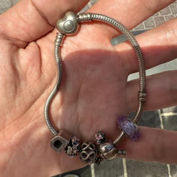 Pandora Mücevher Pandora Ürün Kararması Ve Firmanın Yardımcı Olmaması