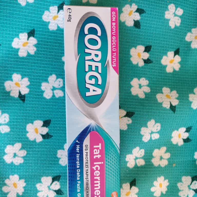 Corega 'nın Dış Protez Yapıştırıcısı İşe Yaramadı