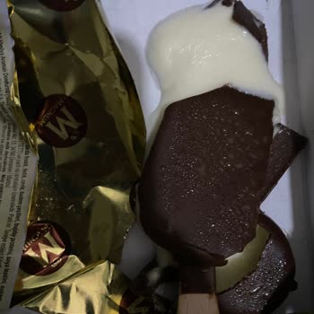Algida Magnum Mini 6'lı Paketteki Tüm Dondurmalar Bozuk Çıktı.