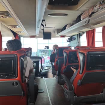 As Adana Seyahat -Otobüslerinin Kalitesizliği Ve Tutarsız Kalkış Saati