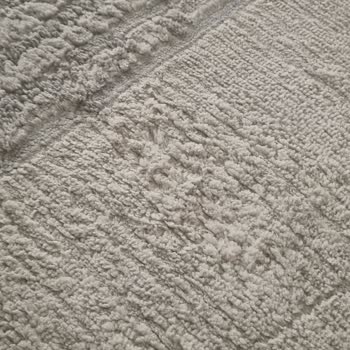 Halı Evi (Bursa) Yeni Aldığım Halım Keçeleşti