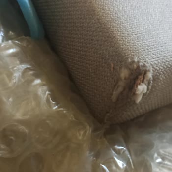 PTT Kargo Kargo Firmasının Sorumluluklarını Yerine Getirmemesi Ve Hasarlı Ürün Teslimatı